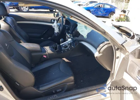 2008 Infiniti G37 Journey z USA, uszkodzony, nr VIN JNKCV64E48M113766